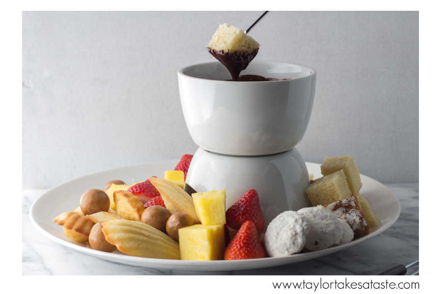 chocolate_fondue_platter